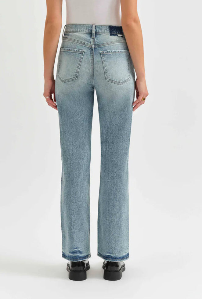 Daze Sundaze In Bliss