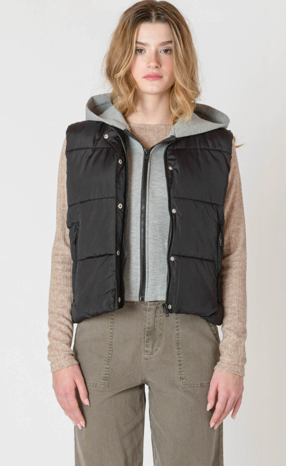 Room 34 Hooded Puffer Vest Black