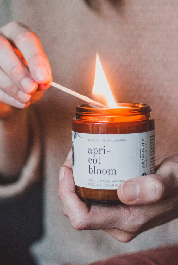 Broken Top Apricot Bloom 4oz Candle