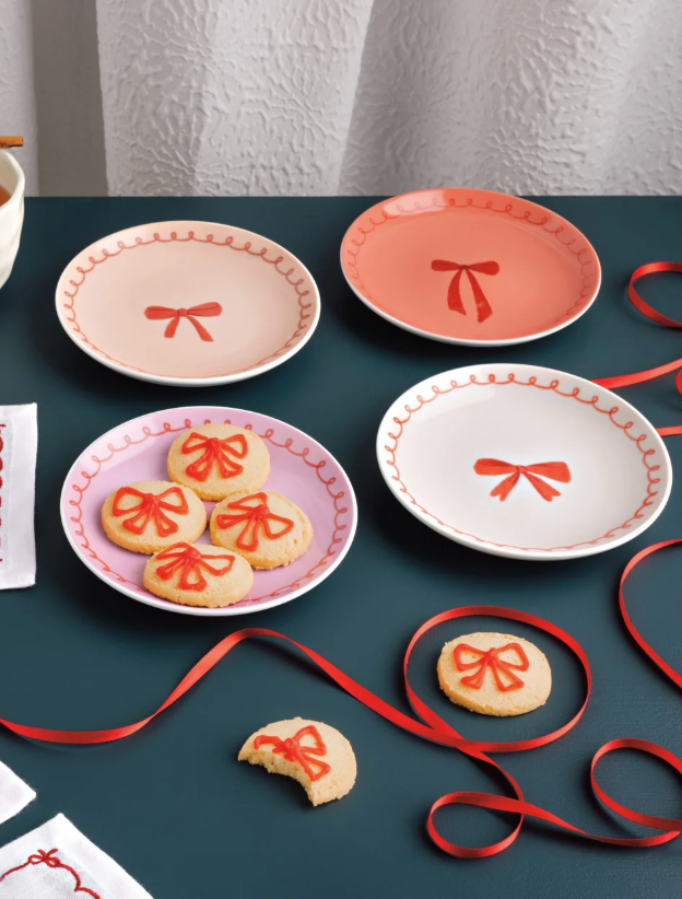 Danica Appie Plates Set Bowtique