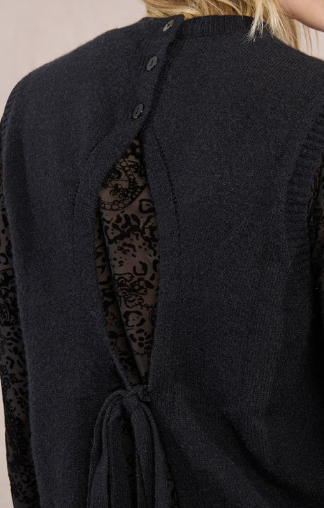 Molly Bracken Fern Sleeveless Knit Sweater Black