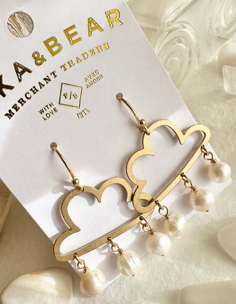 Pika & Bear Cumulus Cloud Pearl Drop Earrings Gold