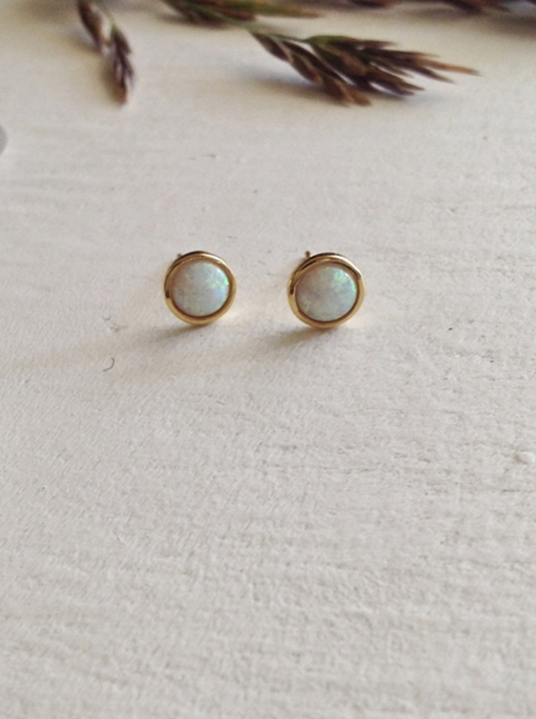 Pika & Bear Ingred Opal Stud Gold
