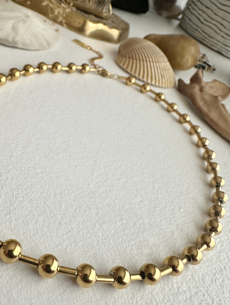 Pika & Bear Karte Bead & Bar Chocker Gold