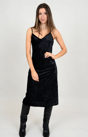 RD Style Layla Velvet Slip Dress Black