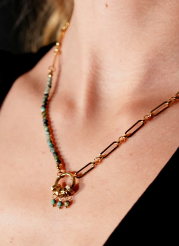 Hackney Nine Lyon Necklace Gold