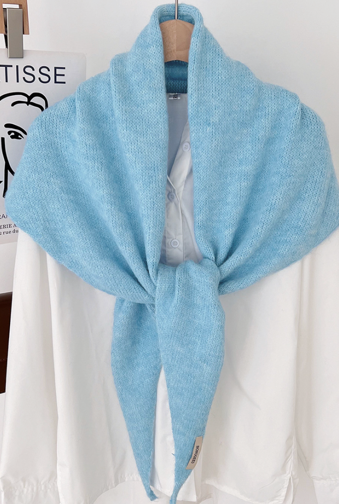 Lady June Triangle Scarf Blue