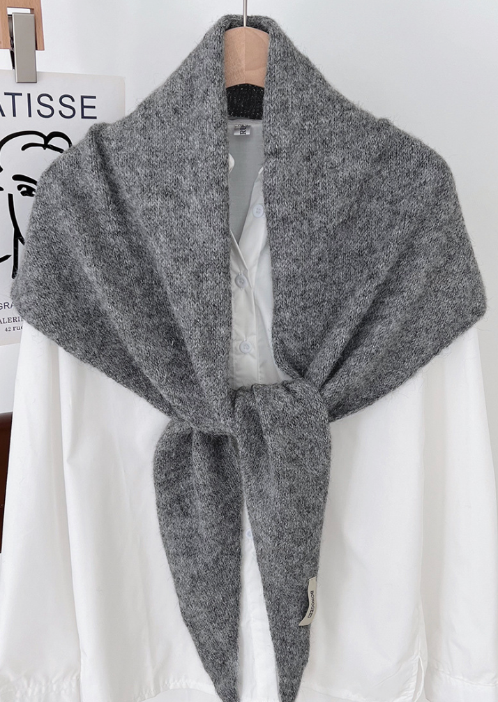 Lady June Triangle Scarf Grey
