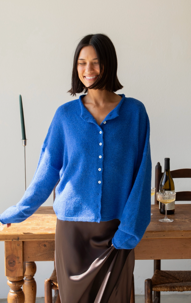 Women's Sweaters, Cozy tops, and Cardigans - Shop Harrow