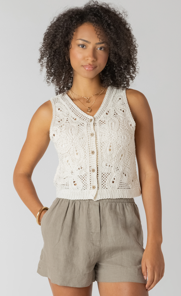 Room 34 Crochet Button Vest Cream