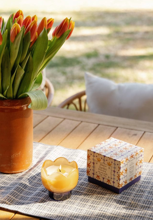 Paddywax Tulip Candle Garden & Grove