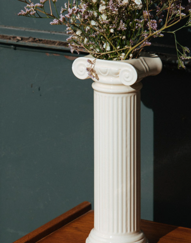 DOIY Athena Vase White
